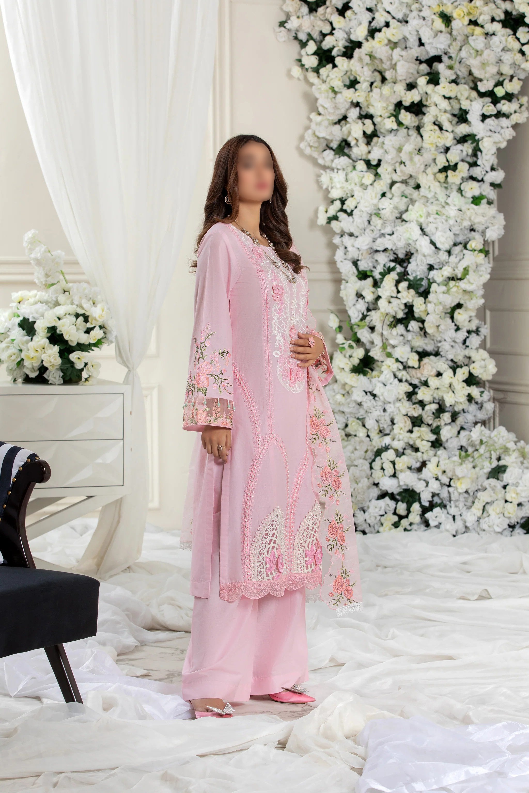 Pink Traditional Wear - Embroidered 3-Piece Set