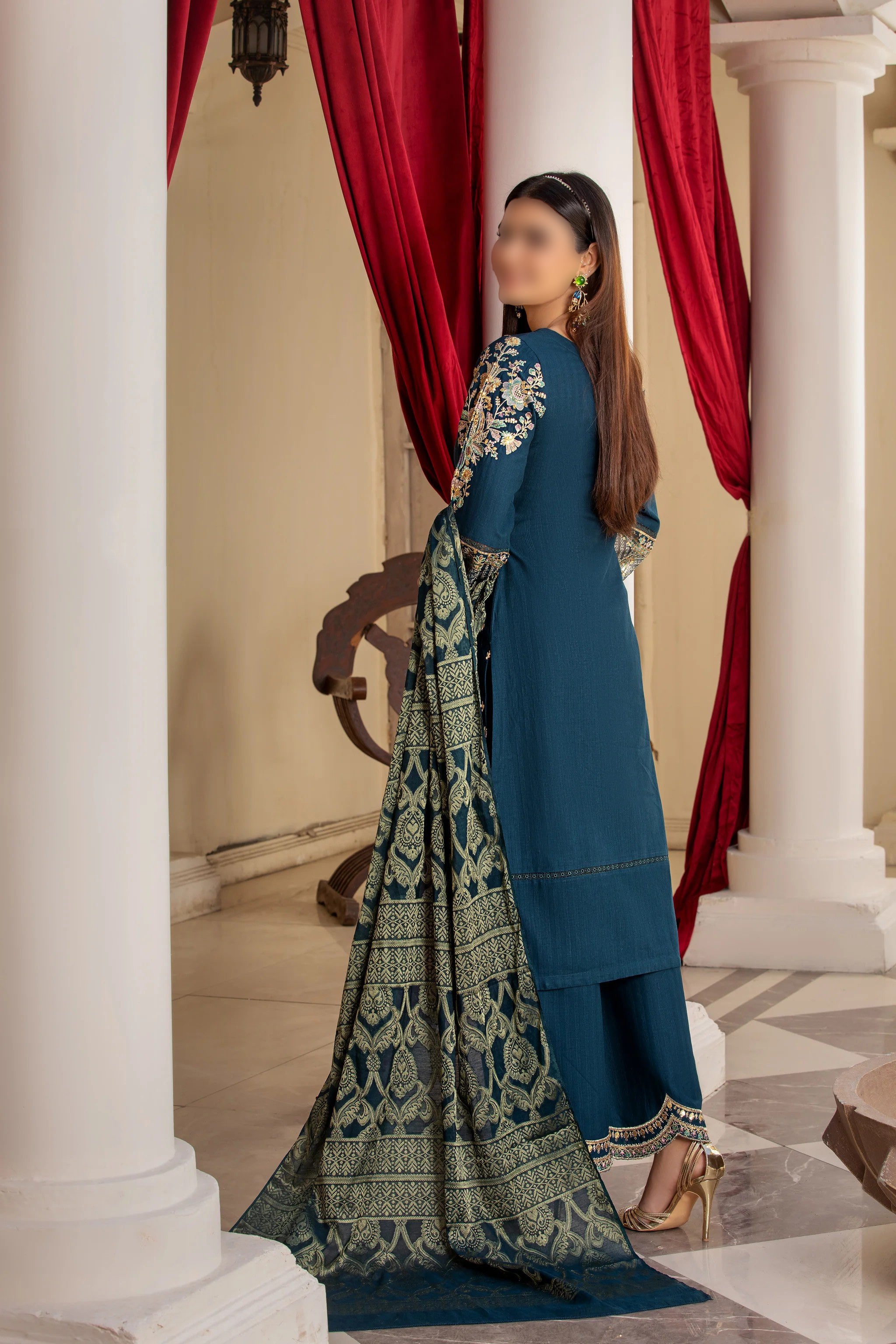 Zinc Traditional Wear - Embroidered 3-Piece Set
