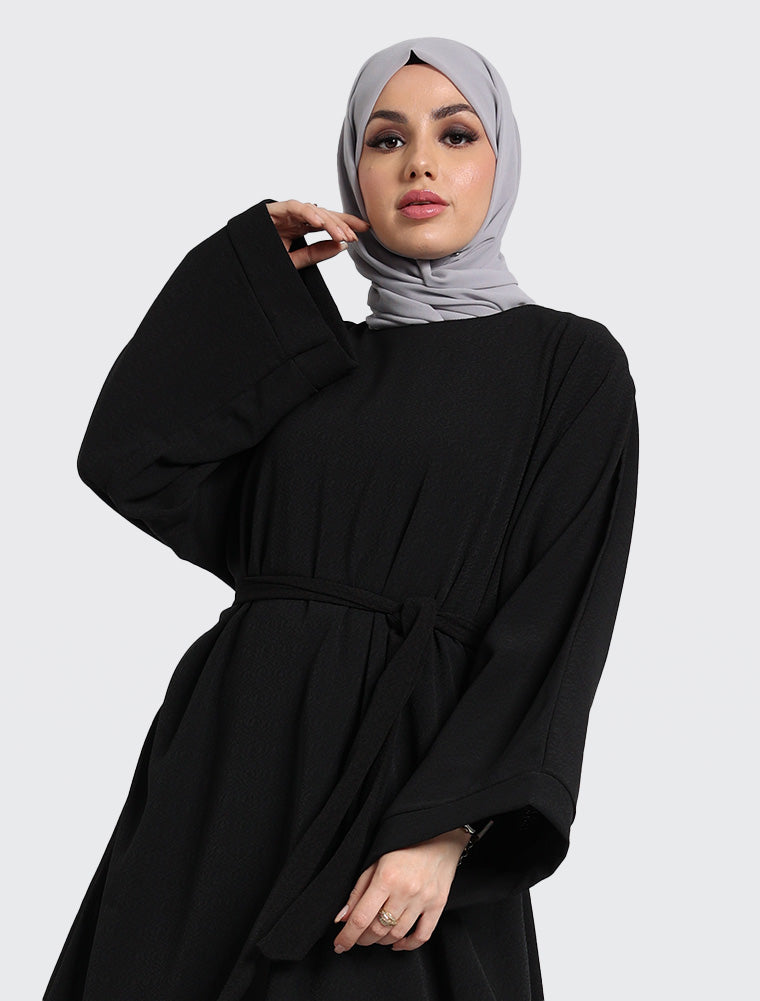 Winter Abaya Muslim Women Cothing Black by Uniquewallart Abaya for Women, Front Side Close-Up