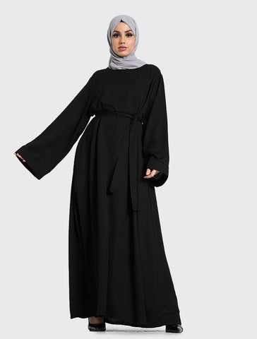 Black Plain Abaya by Uniquewallart for Women, Front Side Detailed View