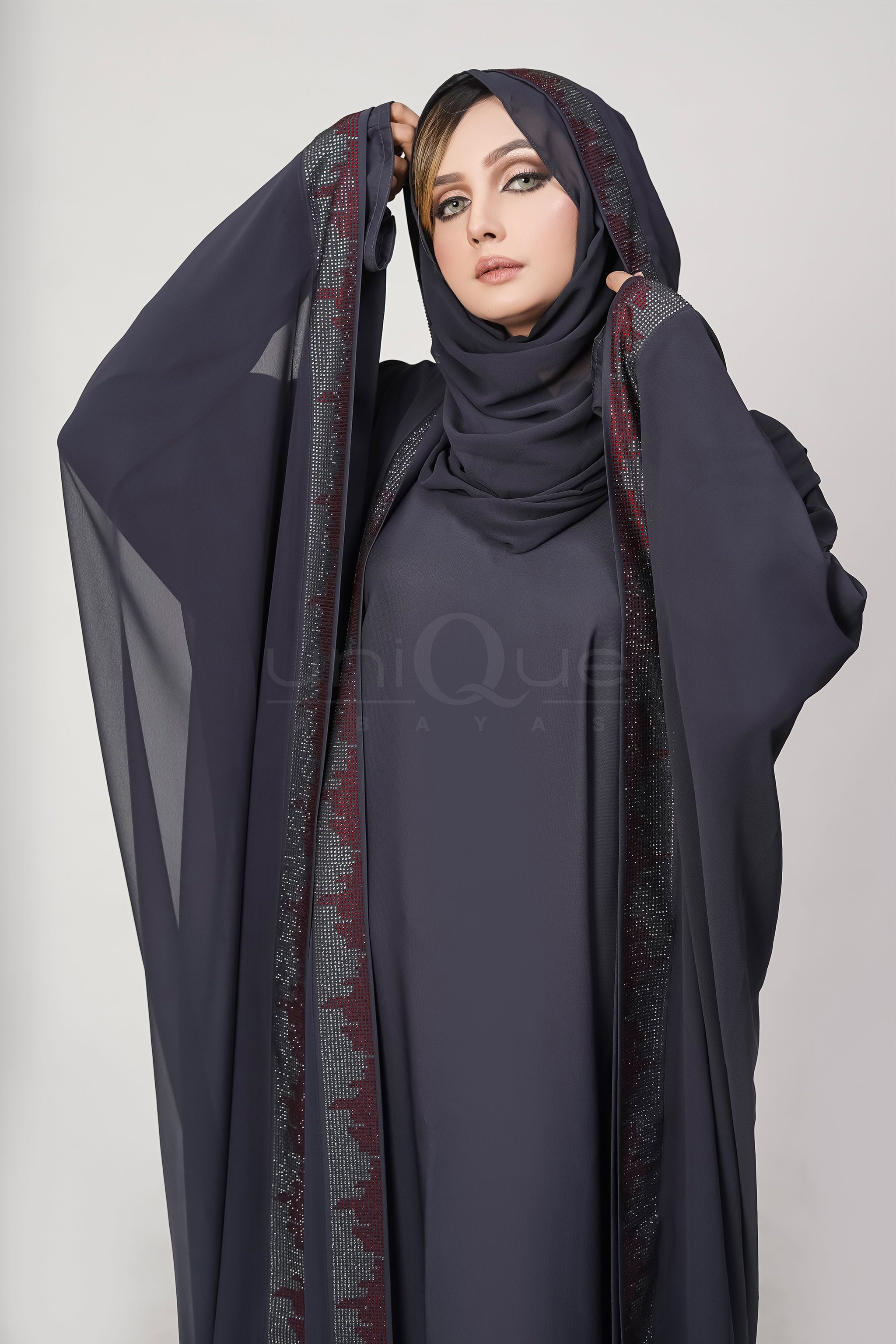 Grey Kaftan Abaya With Hoodie Uniquewallart Abaya For Women Front Side Close Up Detailed