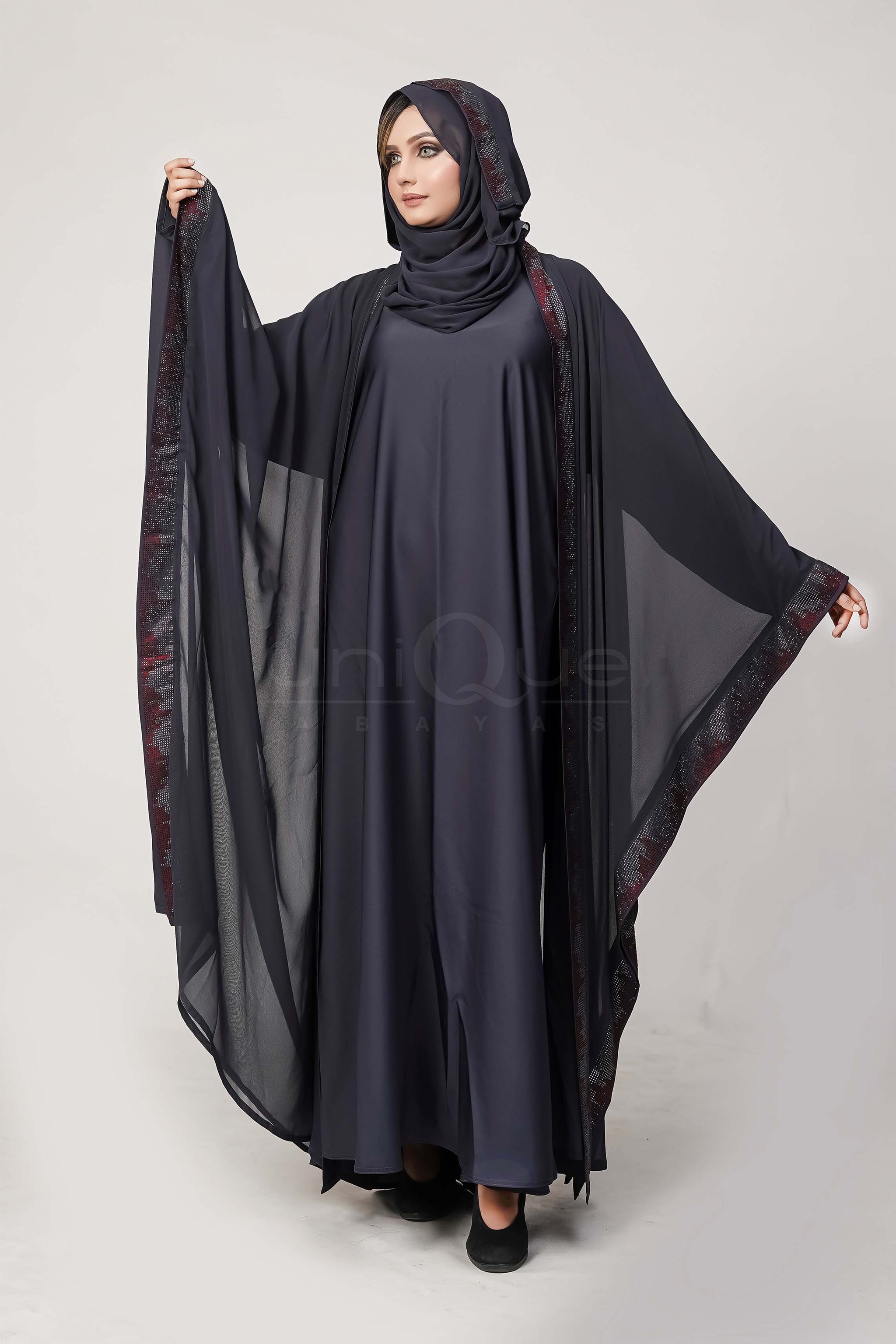 Grey Kaftan Abaya With Hoodie Uniquewallart Abaya For Women Front Side Detailed